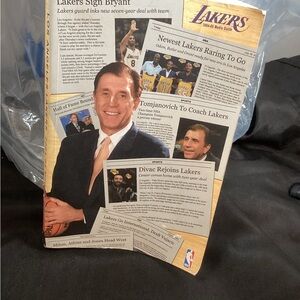 Lakers 2004-05 Media Guide Great For Lakers Fans 🏀